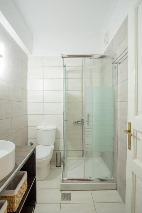 New  2 Bedroom/ 2 Bath Ap.Nidri, Familia Екстериор снимка